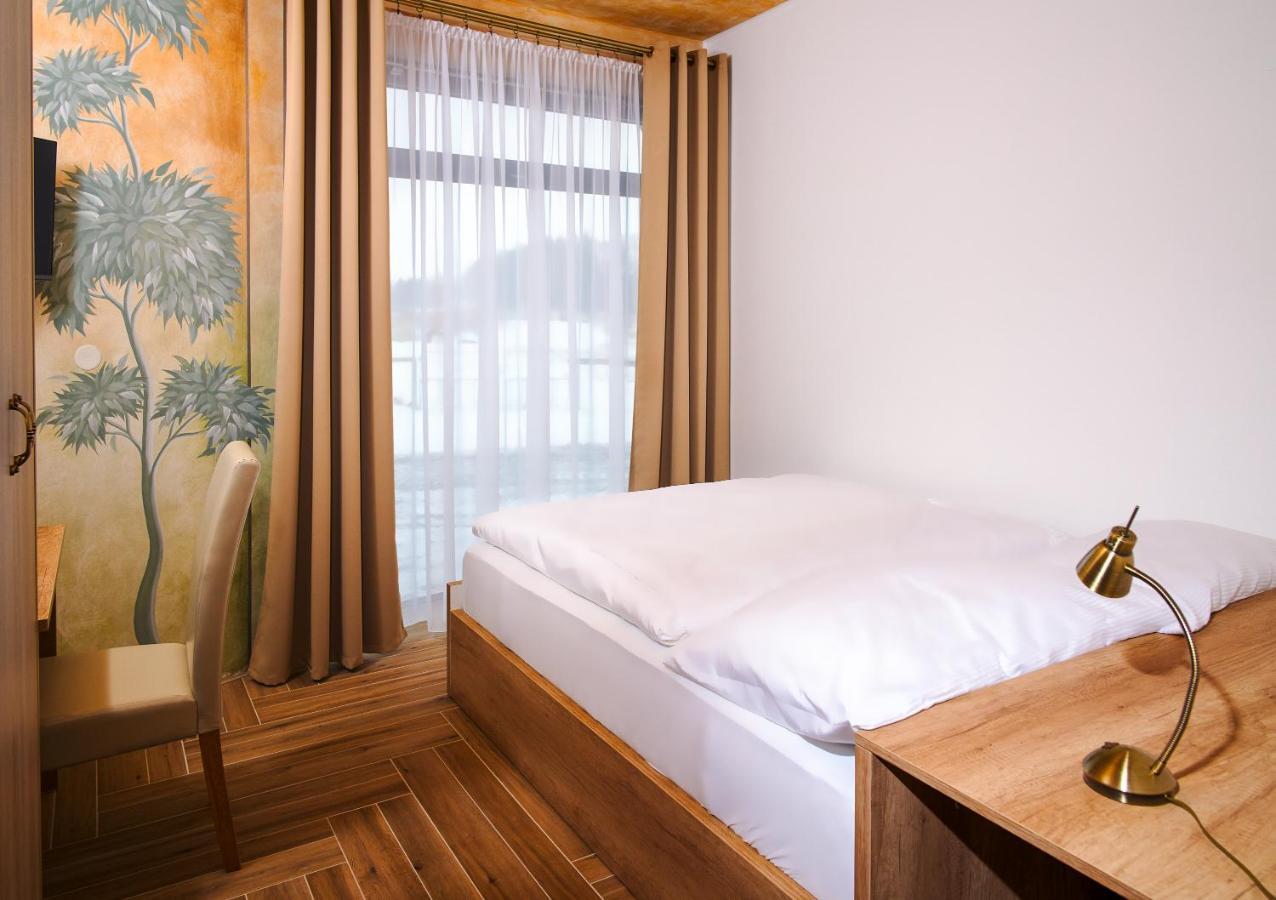 Hotel Dymnik Rumburk Eksteriør bilde